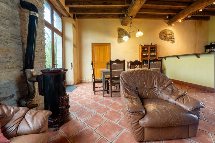 Holiday Home 'Le Crévy - Pavilion - 12 Pers' with Private Terrace, Private Garden and Wi-Fi in La Chapelle-Caro, Vannes region