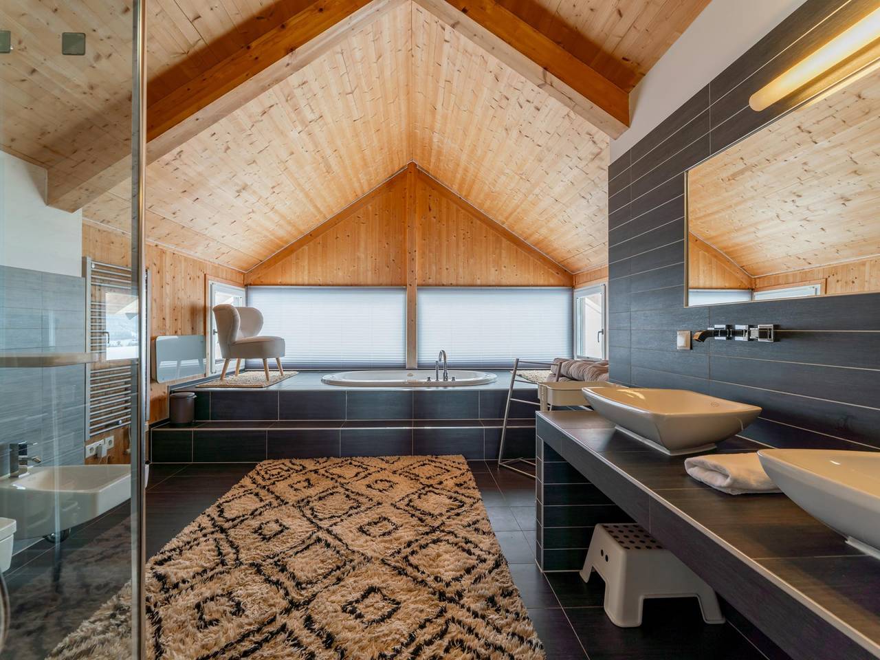 Alpenchalet an der Piste mit Sauna und Hot Tub in Rottenmanner und Wölzer Tauern, Hohentauern