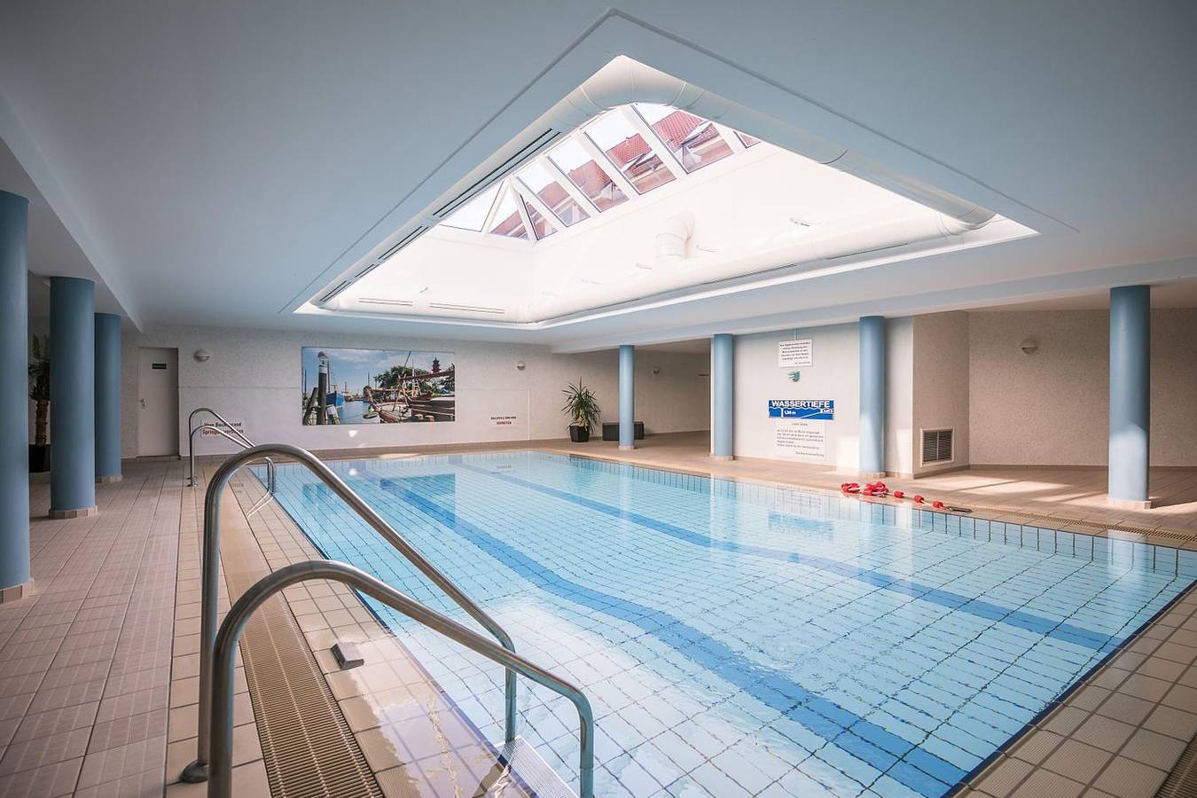 Ganze Wohnung, Residenz Rosengrund Whg. E 6 – Hallenbad & Sauna, 2 Sz, Balkon in Hauptstrand Büsum, Dithmarschen