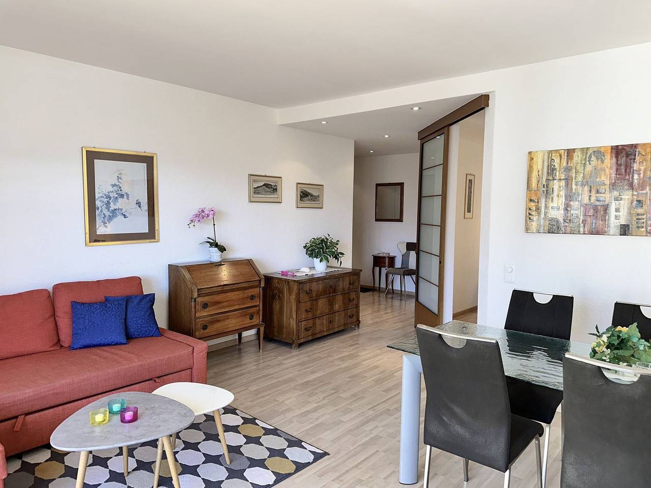 Ganze Wohnung, Gemütliche Citywohnung im 8. Stock, einzigartiges Panorama auf die Stadt Locarno in Locarno, Tessiner Alpen