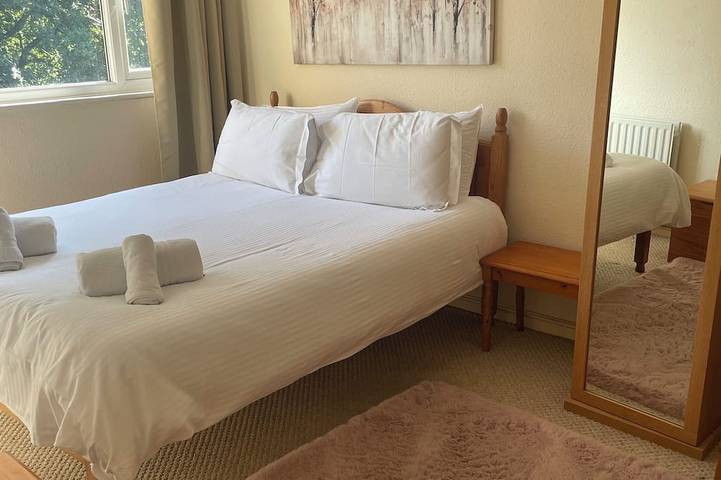 Apartment for 5 people in Bracknell