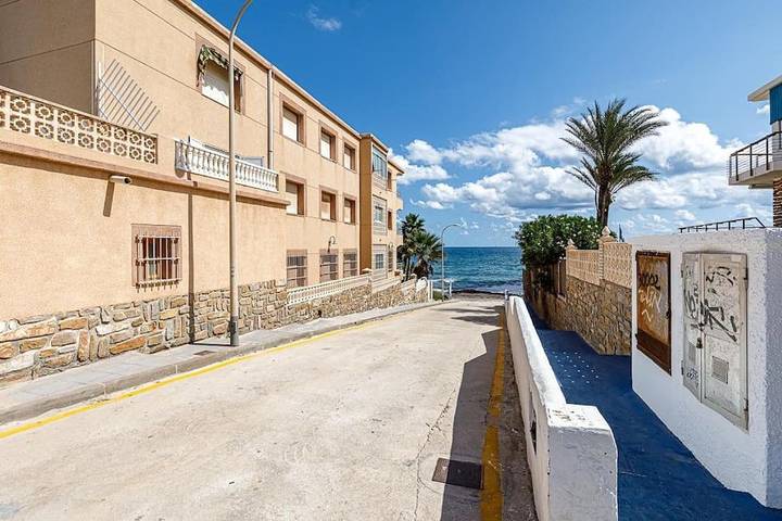 Casa rural para 10 personas, con Jacuzzi y Terraza además de Jardín y Piscina en Pilar de la Horadada - 4