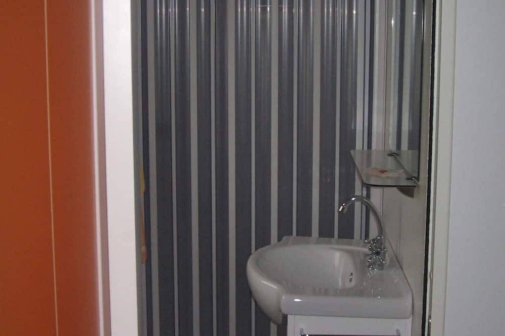 Casa móvil 'Casa Mobile 12' con jardín compartido y Wi-Fi in Triscina, Castelvetrano (Municipio)