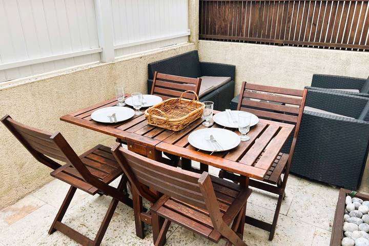 Location de vacances pour 6 personnes, avec terrasse, adapté aux familles dans Hippodrome de Deauville La Touques