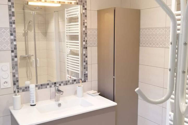 Homerez - House in Sisteron with Terrace in Sisteron, Forcalquier region