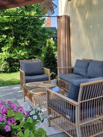 Gîte pour 6 personnes, avec sauna et vue ainsi que piscine et jardin, animaux acceptés à Piła