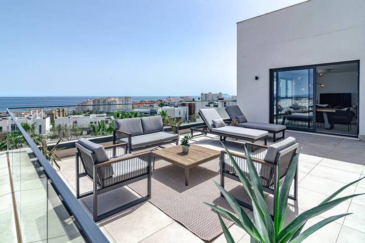 Ganze Wohnung, Ferienwohnung für 6 Personen mit Pool in Estepona, Costa del Sol