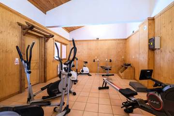 Lodge for 10 People in Lanslevillard, Savoie, Photo 3