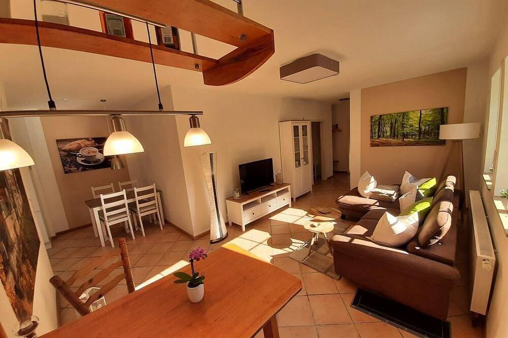 Ganze Wohnung, Ferienwohnung Hortensia Mosel - Appartement/Fewo, Dusche, Wc in Burg Eltz, Münstermaifeld