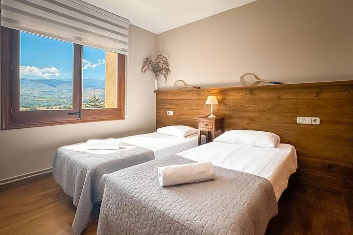 Appartement entier, Cal Gatesques 1 in Puigcerdà, Pyrénées catalanes