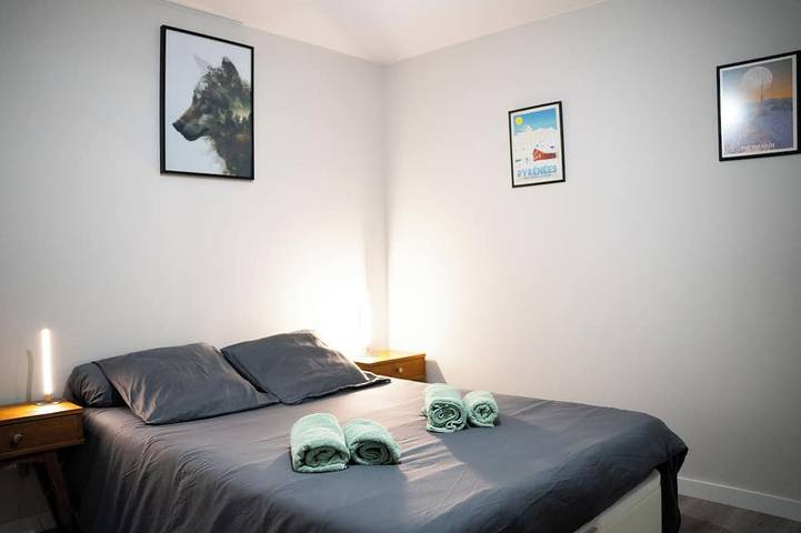 Entire apartment, Cosy apartment in Argelès-Gazost with garden in Argelès-Gazost, French Pyrenees