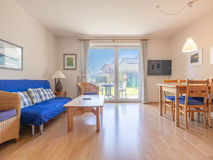 Ferienwohnung für 3 Personen, mit Terrasse und Garten sowie Sauna, kinderfreundlich in Kronsgaard