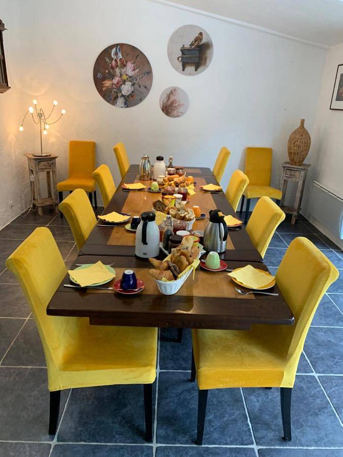 Chambre d’hôte pour 2 personnes, avec jardin ainsi que vue et piscine à Castellane - 3