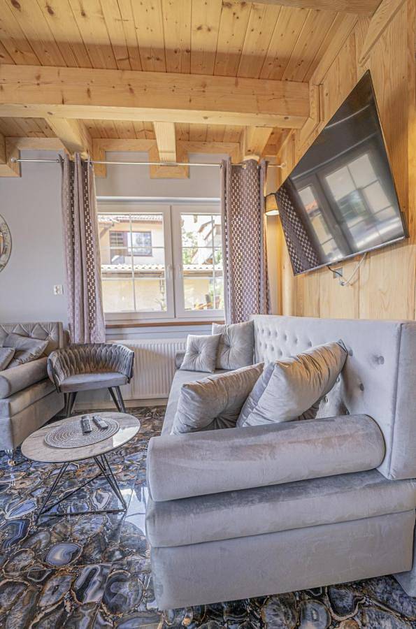 Two-Bedroom Chalet in Karpacz, Sudety (Polska)