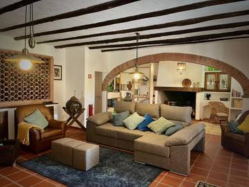 Location de vacances pour 5 personnes, avec vue sur le lac et vue ainsi que piscine et jardin, animaux acceptés dans Avis