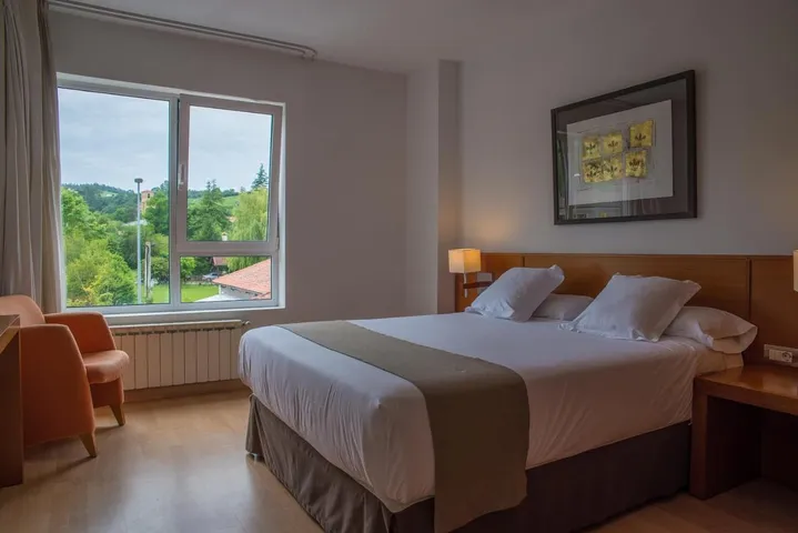 Hotel para 2 personas, con jardín y terraza - 1