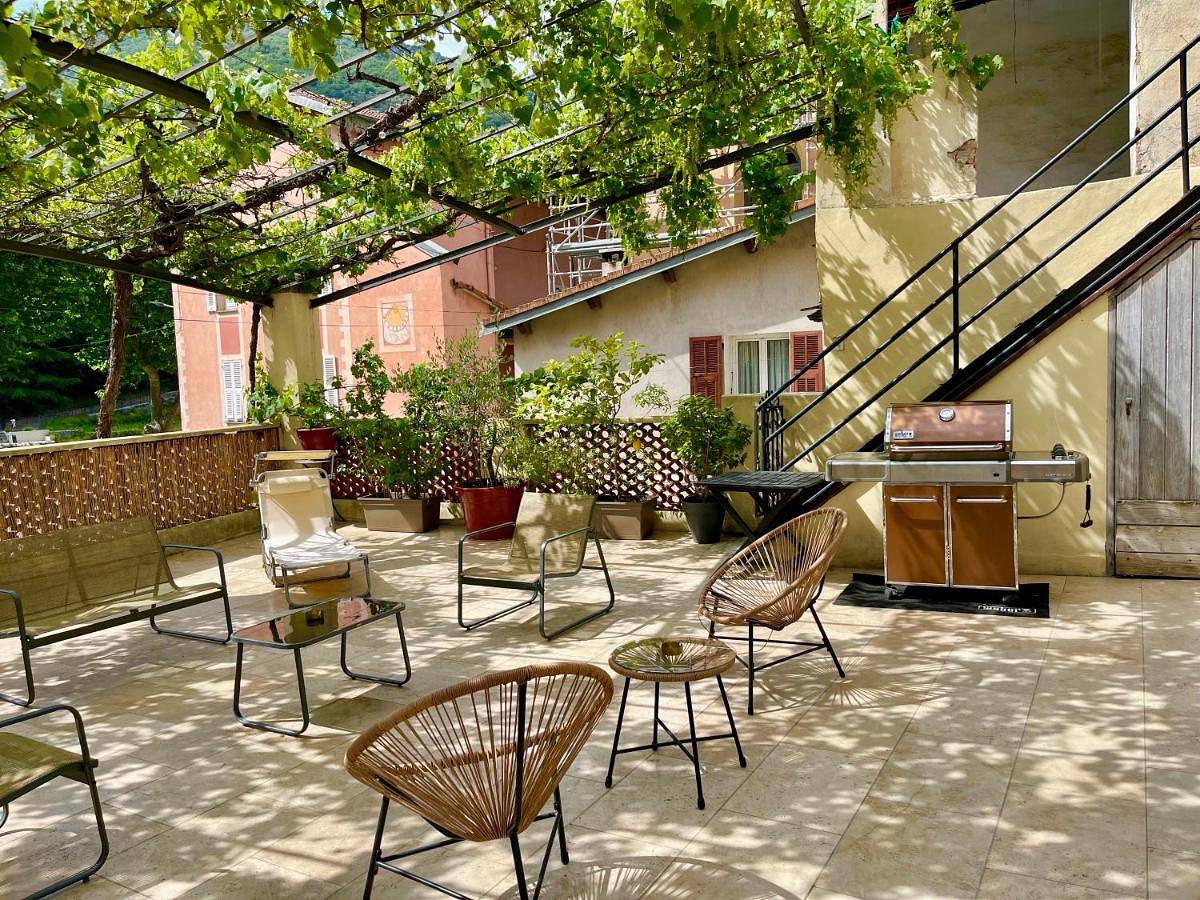 Appartement entier, Appartement terrasse vue lac in Breil-sur-Roya, Côte méditerranéenne (France)