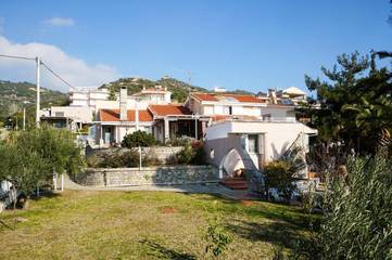 Ferienhaus für 7 Personen, mit Garten und Ausblick in Kavala Gemeinde