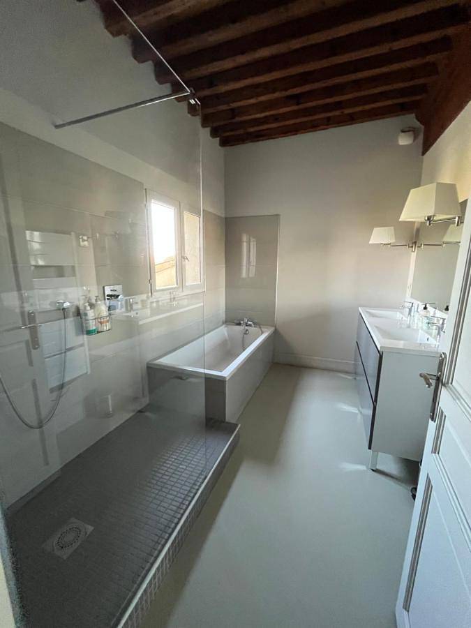 Villa pour 12 personnes, avec jardin et piscine ainsi que vue et bassin pour enfant à Carcassonne - 2