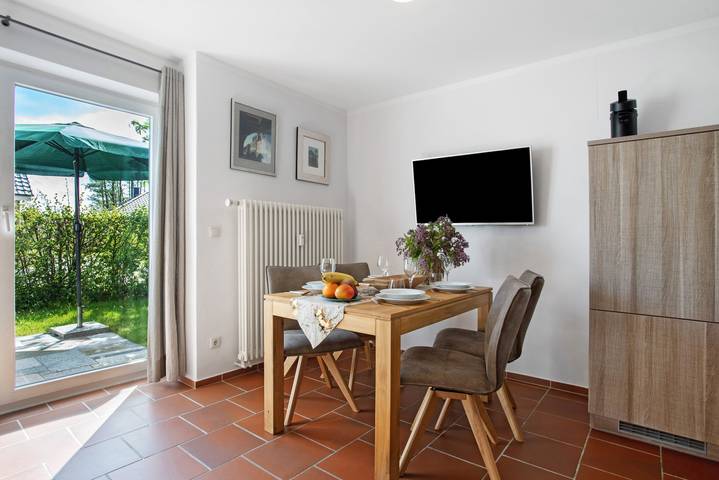 Maison de vacances 'Schilfblick' avec vue sur lac, terrasse privée et Wi-Fi in Wieck auf dem Darß, Péninsule Fischland-Darss-Zingst