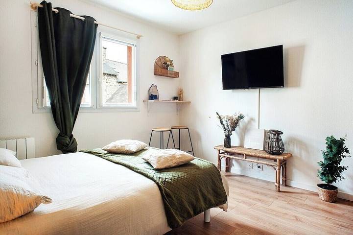 Appartement entier, \"Le nid Briochin\", studio au coeur de Saint-Brieuc in Saint-Brieuc, Côte de Goëlo