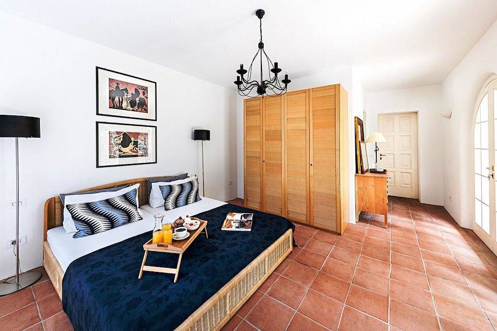 Villa Stefanie, mit privatem Pool und atemberaubender Aussicht in Padenghe sul Garda, Gardasee-Berge