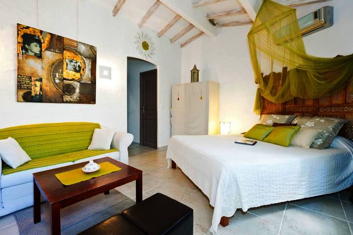 Chambre d’hôte pour 3 personnes, avec Terrasse