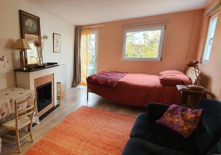 Maison de vacances pour 2 personnes, avec Balcon et Terrasse ainsi que Jardin et Vue à Pantin
