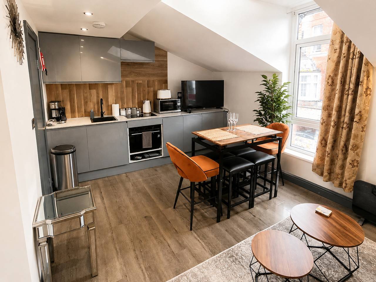 Entire holiday apartment, Luxury Chester City Apartment  2  Near Station in Chester, Cheshire West and Chester