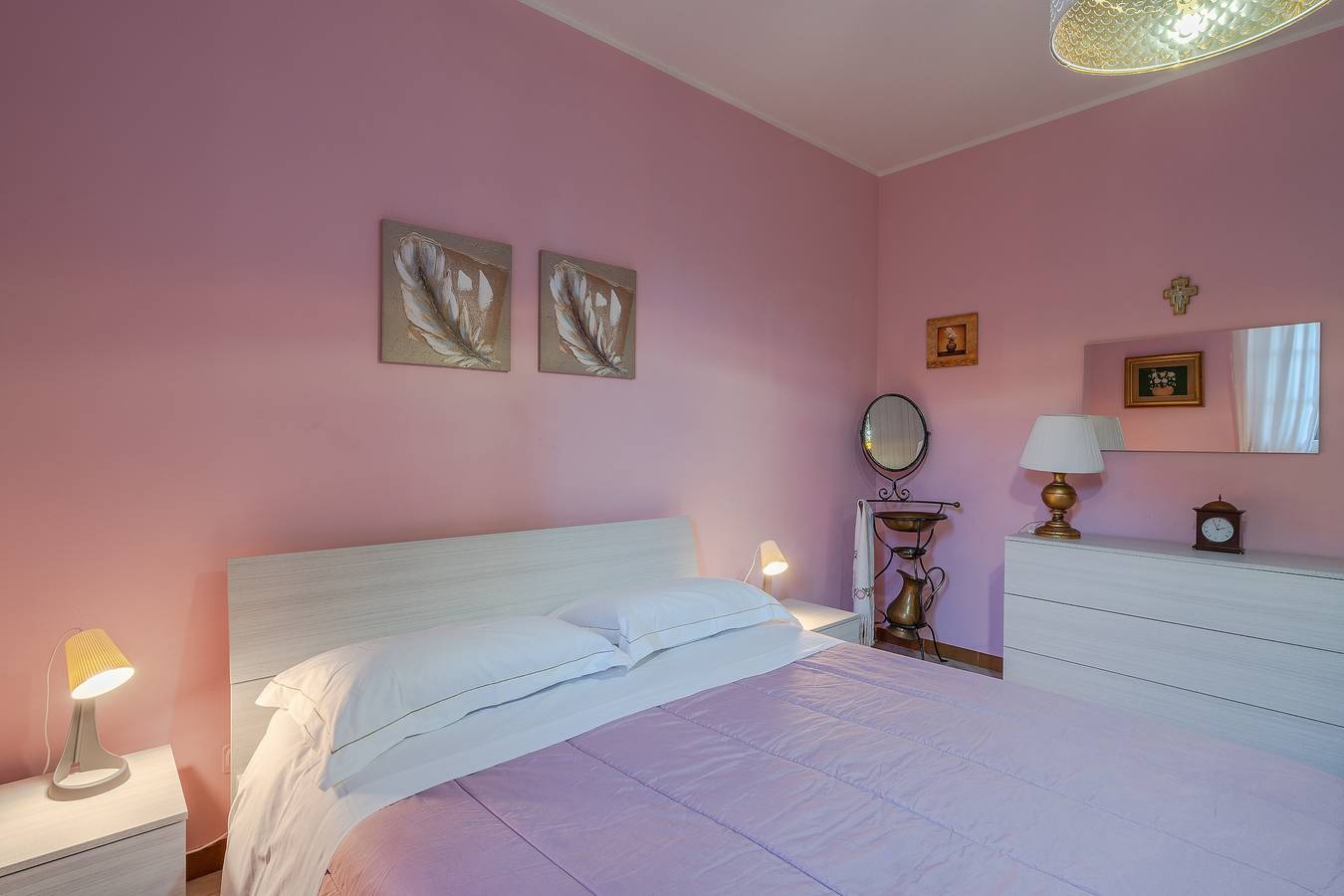 "Villa Angela" mit Terrasse, Gemeinschaftsgarten und Wlan in Augusta (Sizilien), Augusta (Gemeinde)