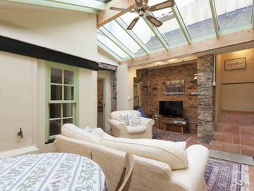 Holiday Rental for 8 People in Dartmouth, Devon, Photo 4