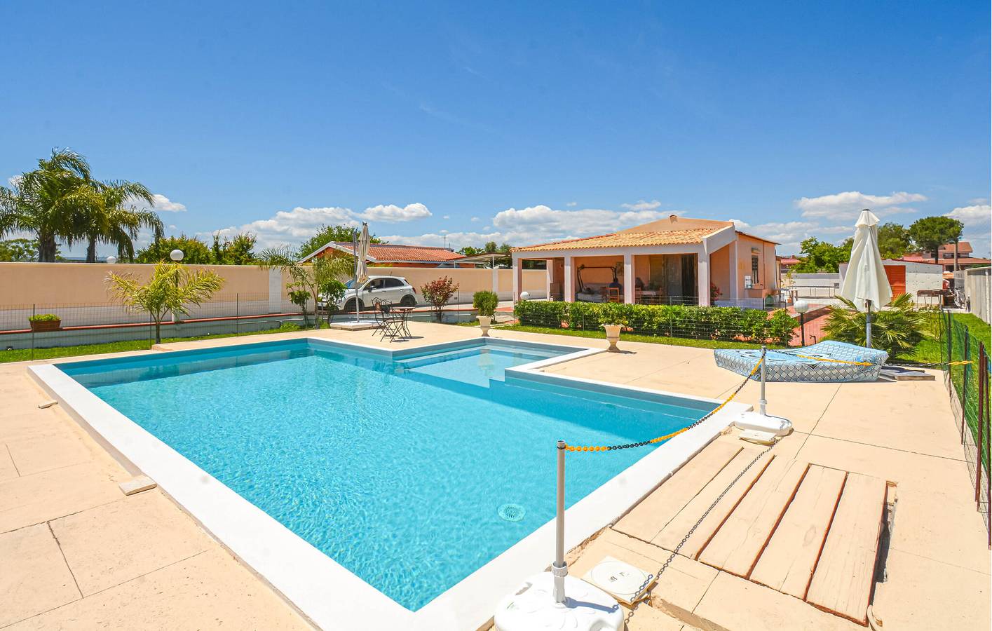 Beatitudine sulla spiaggia con piscina e terrazza in Augusta (comune), Siracusa e dintorni