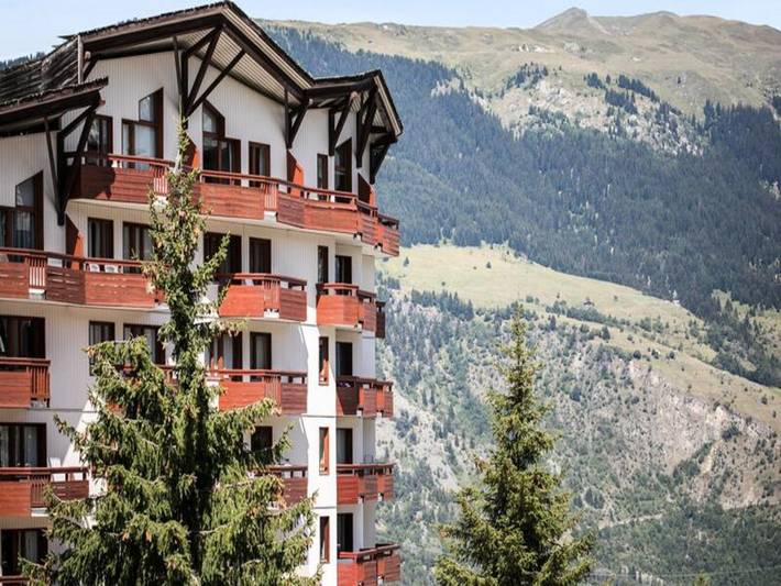 Gîte pour 4 personnes, avec piscine et balcon, adapté aux familles dans La Tania - 2