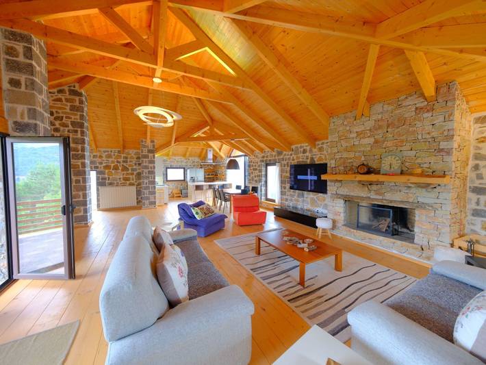 Ferienhaus für 12 Personen, mit Balkon und Terrasse sowie Garten in Albanien