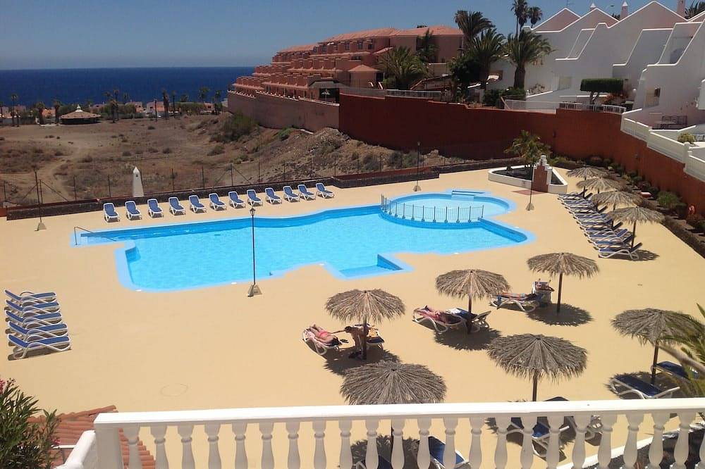 Entire apartment, Dream vacation Tenerife, sea view, wifi, Iptv, swimming pool. in Golf del Sur, San Miguel de Abona