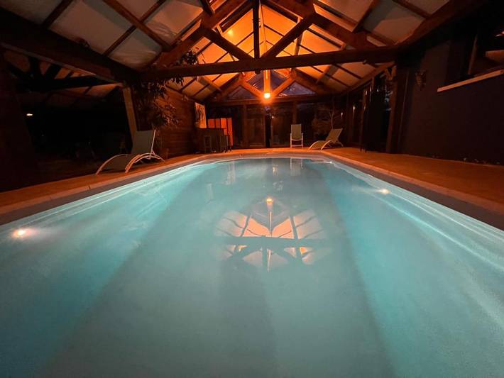 Location de vacances pour 6 personnes, avec jardin et piscine ainsi que sauna et vue, animaux acceptés dans Vire Normandie - 4