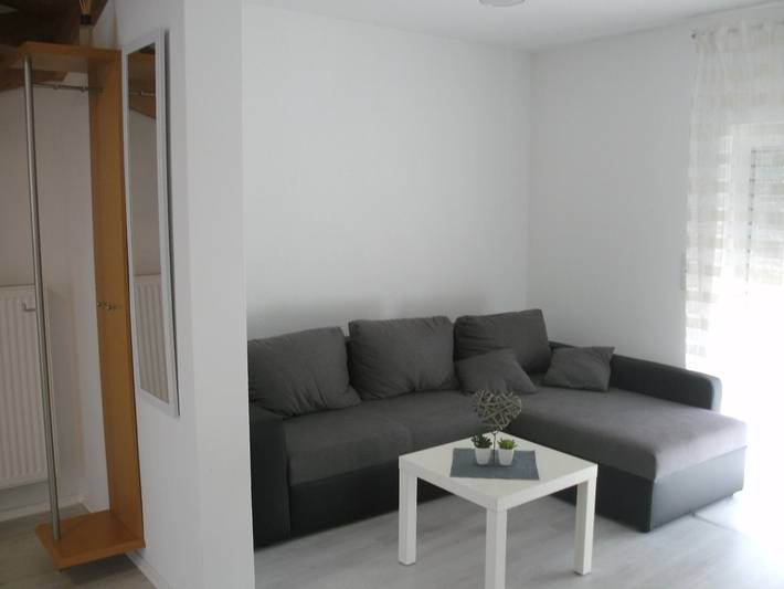 Ganze Wohnung, Ferienhaus Nikita - Helles und freundliches Ferienhaus (110 qm) in Würzburg in Würzburg, Fränkisches Weinland