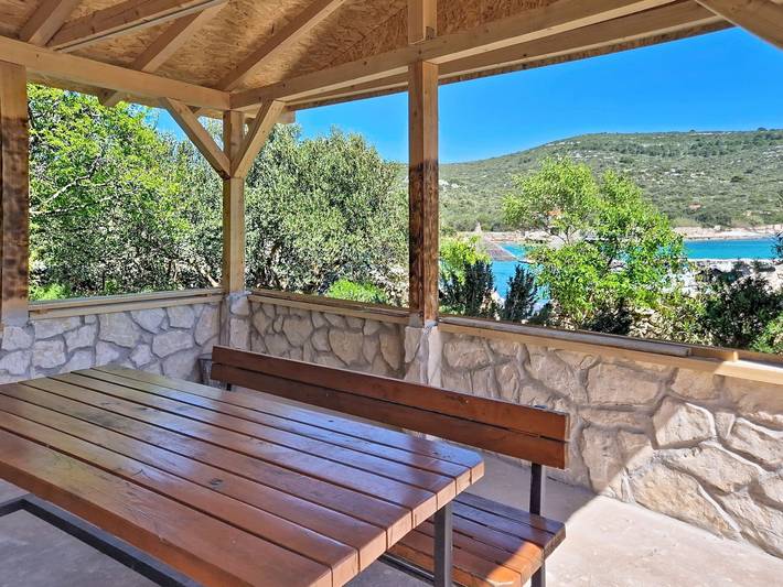 Ferienhaus für 5 Personen, mit Terrasse und Garten sowie Ausblick in Dalmatien - 2