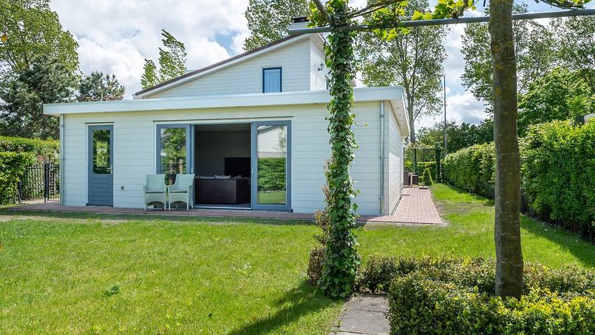 Ferienhaus für 10 Personen, mit Sauna und Pool sowie Garten in Kamperland