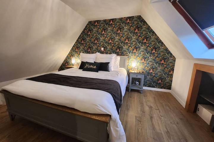 Cottage Les Korrigans 3* Spa Privatif and Sauna - 2 to 6 people. in Trélévern, Rosa Granitküste
