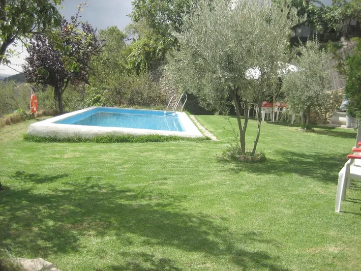 Appartement de vacances pour 6 personnes, avec balcon ainsi que jardin et piscine - 1