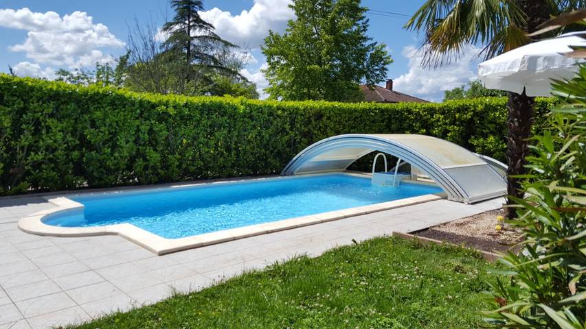 Casa de huéspedes para 5 personas, con piscina y jardín - 1