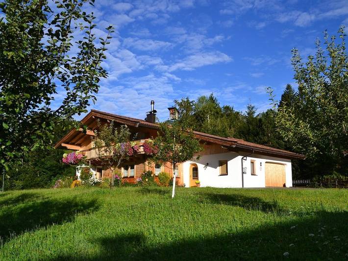 Ferienhaus für 2 Personen, mit Balkon und Garten in Waidring
