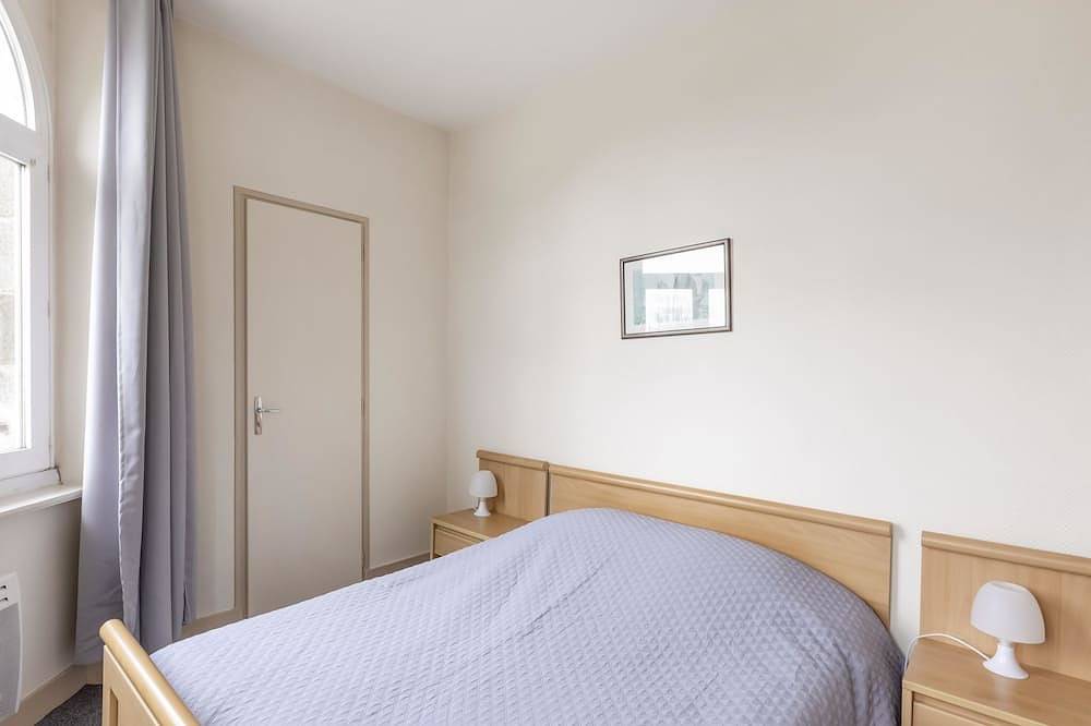 Entire apartment, Le Petit Robinson by Interhome in La Richardais, Saint-Malo region