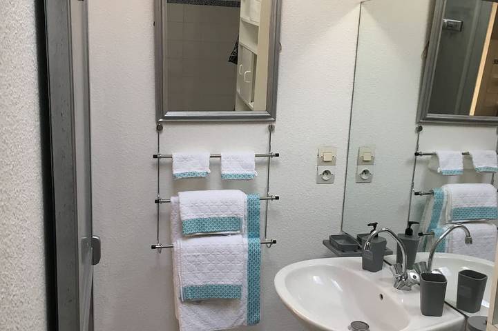 Gîte pour 2 personnes, avec terrasse et jardin à Pezens - 2