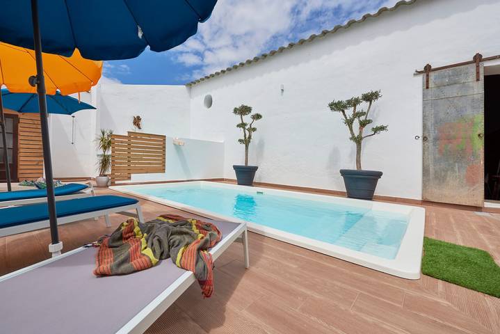 Casa de férias 'Casa Bica D'Alva' com piscina privada, Wi-Fi e ar condicionado in Vila Alva, Distrito de Beja