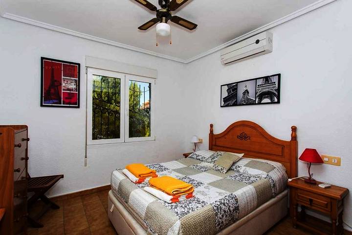 Casa rural para 6 personas, con jardín y piscina, Se admiten mascotas en Rojales - 4