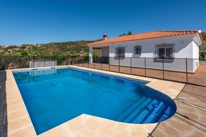 Casa rural para 6 personas, con Jardín en Estepona