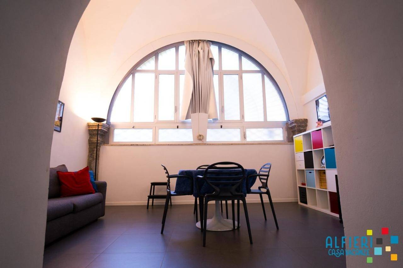 Casa Vacanze Alfieri in Neapel, Neapel Provinz