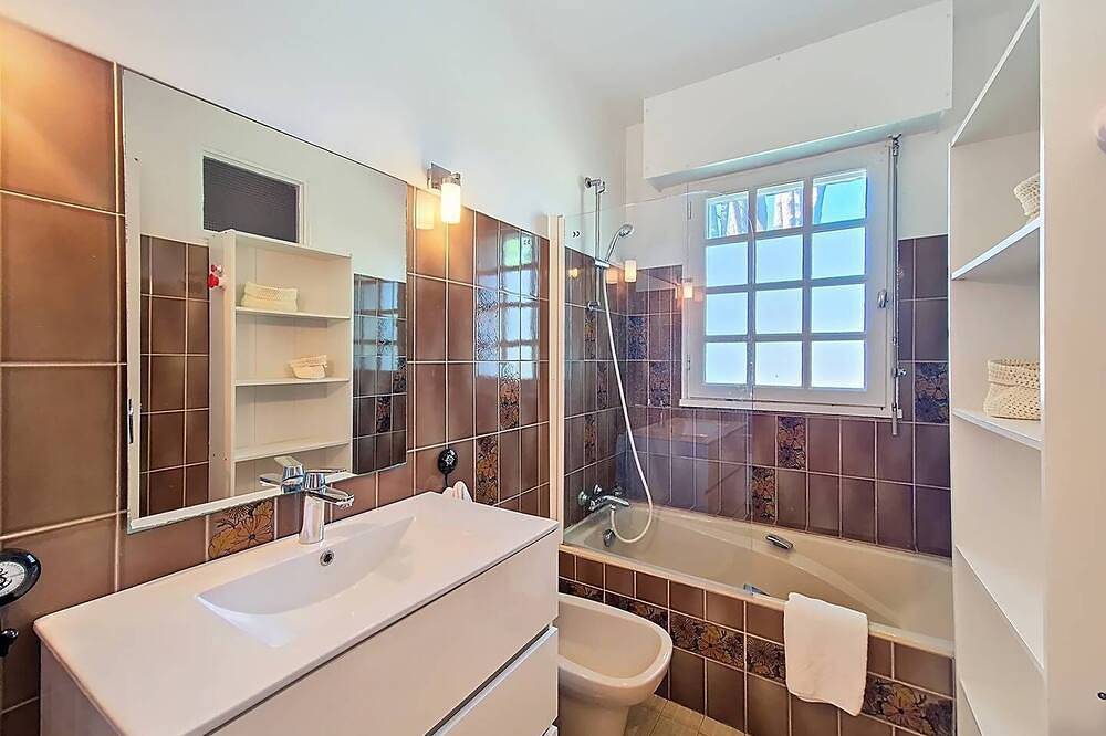 Ste Hélène – 4-room House – 102 m² – Wifi – Sea View in Sainte-Hélène, Côte des Mégalithes